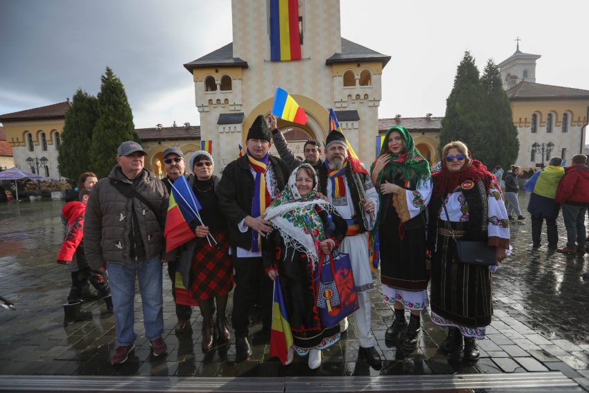 Ziua Națională a României sărbătorită la Alba Iulia cu spectacole