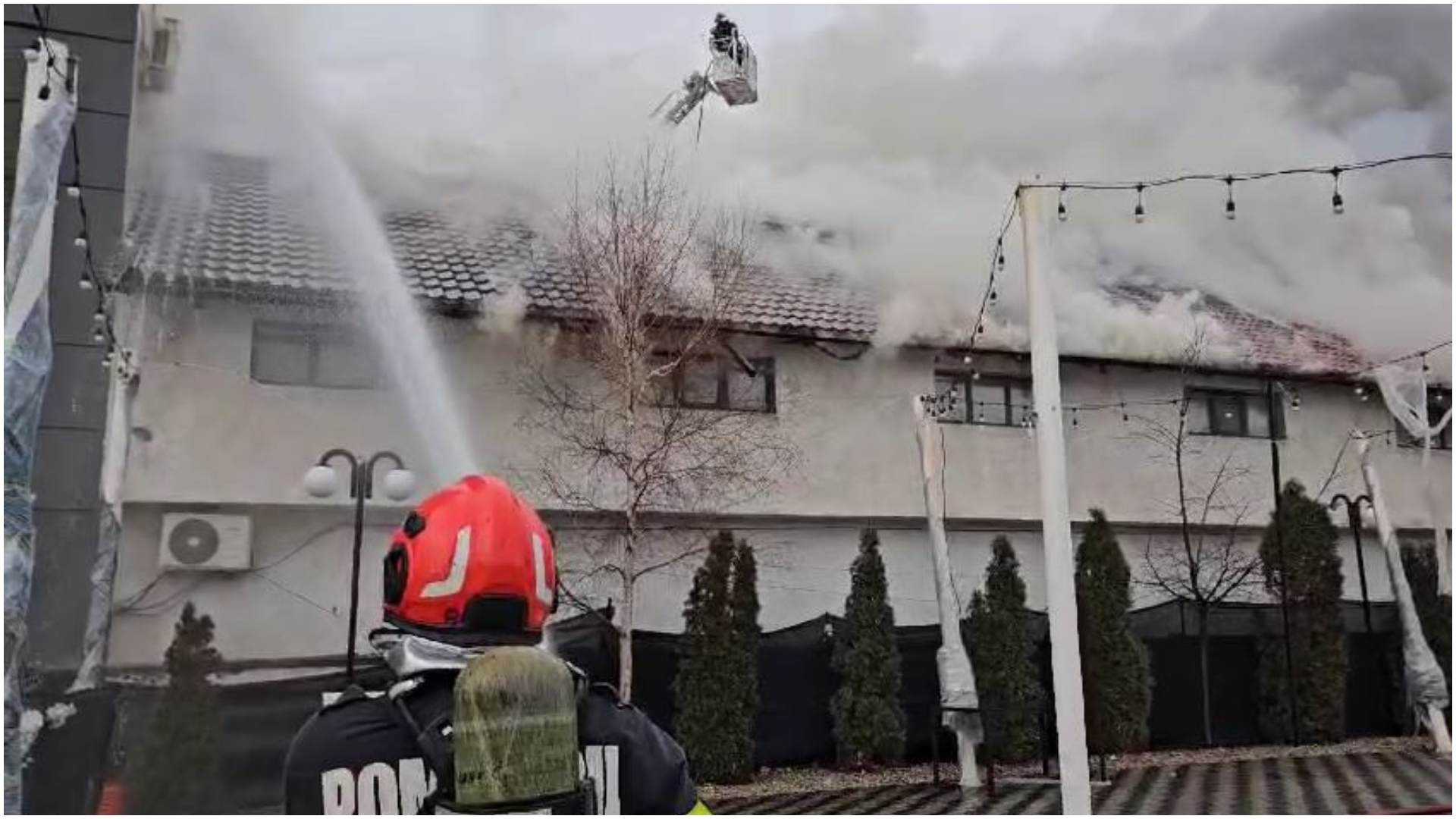 Olt Incendiu Cu Degaj Ri Mari De Fum La O Cl Dire Din Slatina