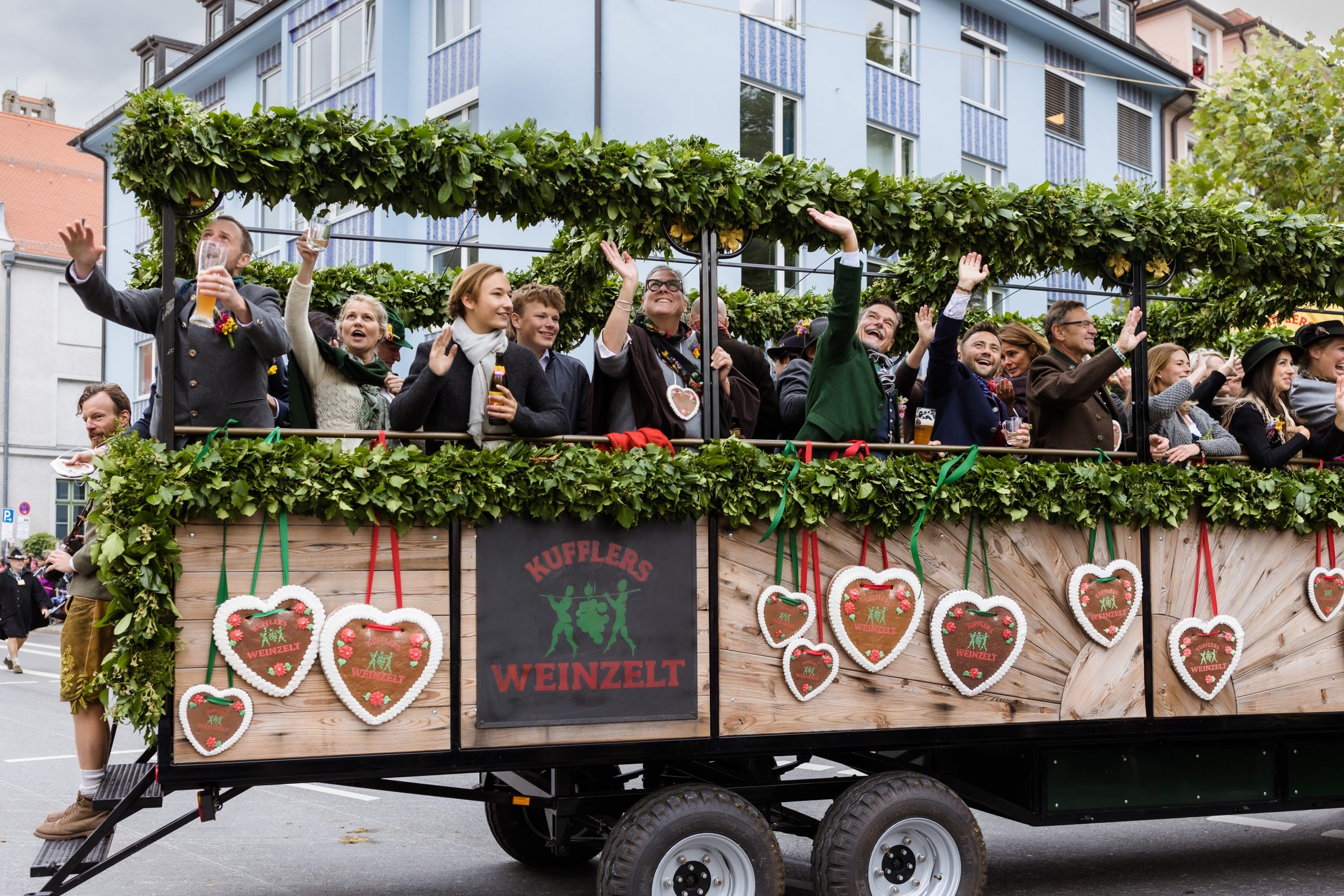 Oktoberfest revine în München, după doi ani de pauză. Berea este mai