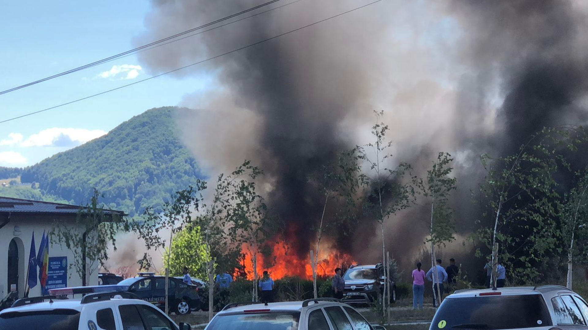 Vâlcea: Incendiu la un restaurant în Horezu, soldat cu o victimă