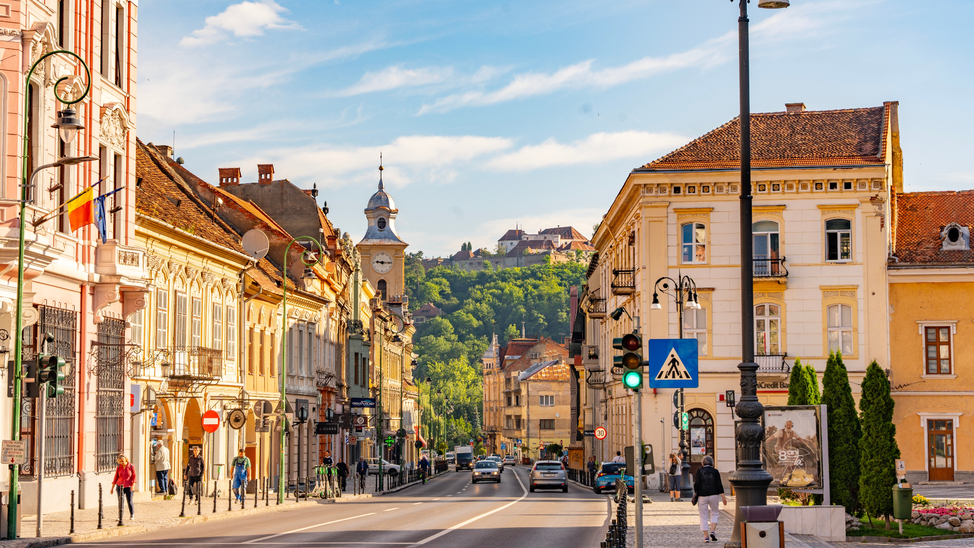 Brașovul și stațiunile de pe Valea Prahovei, printre preferințele turiștilor în minivacanța de Sfânta Maria