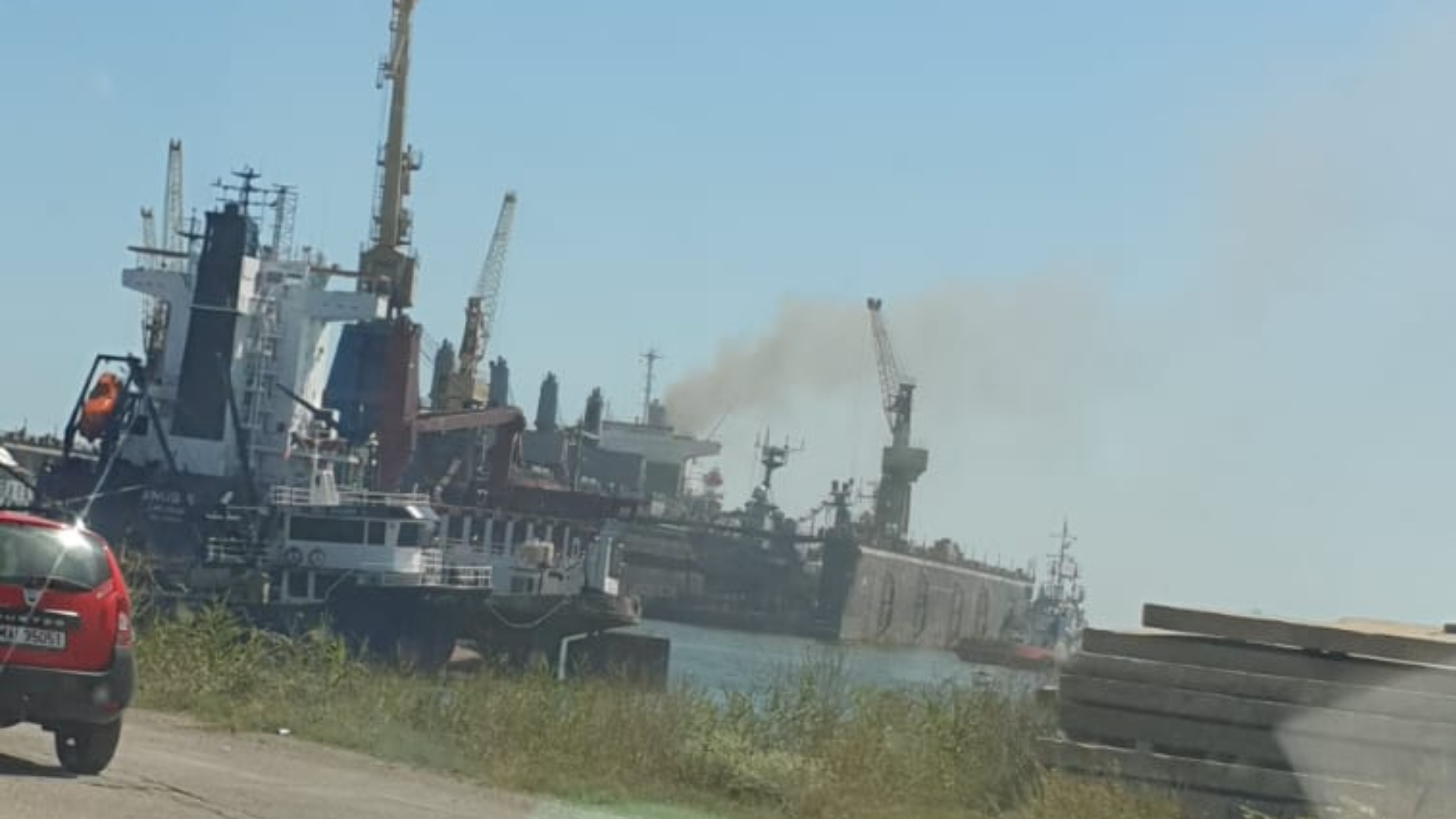 Anchetă la Constanța după ce 4 muncitori au murit în incendiul izbucnit la bordul unei nave din Șantierul Naval Midia