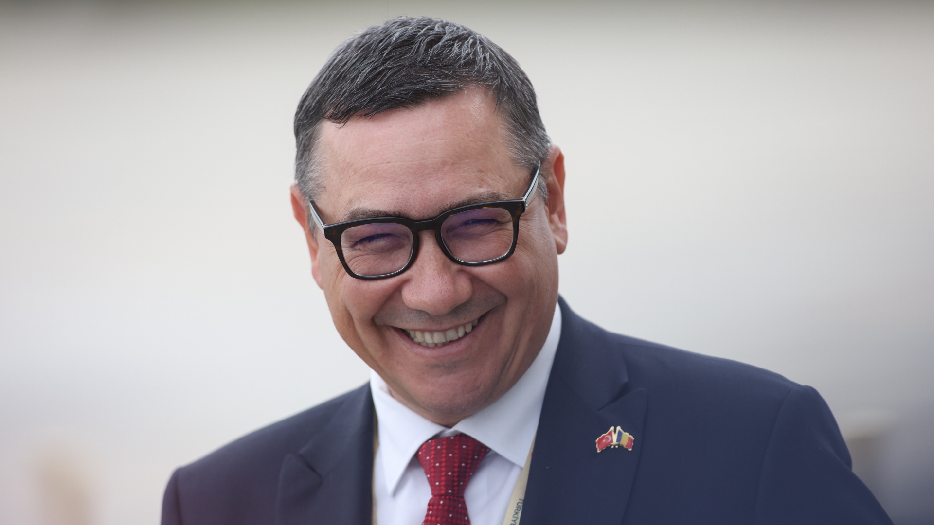 Victor Ponta a obținut anularea ordinului prin care Ministerul Educației i-a retras, în 2016, titlul de doctor